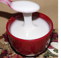 化妆品代加工厂家介绍使用化妆品发热的原因